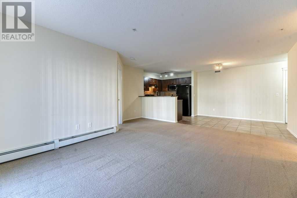 4204 115 Prestwick Villas SE Image 22