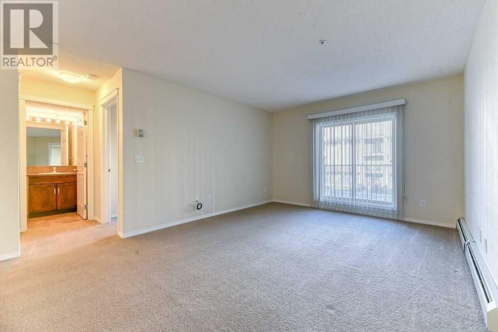 4204 115 Prestwick Villas SE Image 6