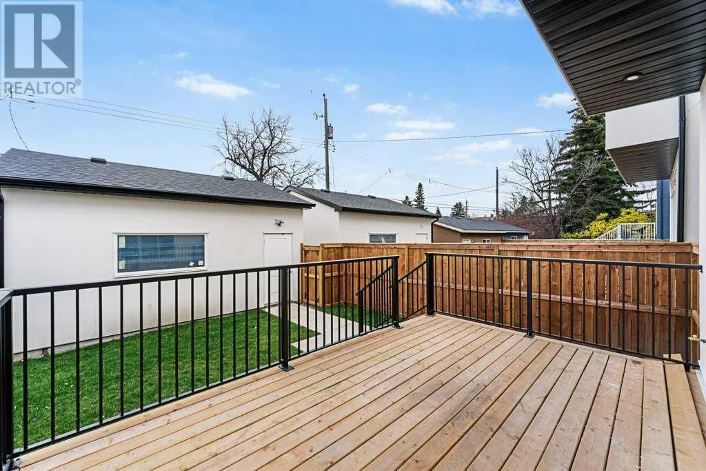 1410 43 Street SW Image 38