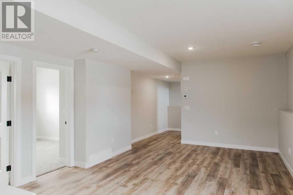 9507 114 Avenue Image 40