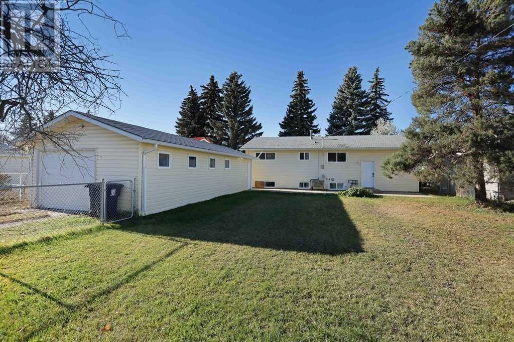 16 Chinook Crescent W Image 31