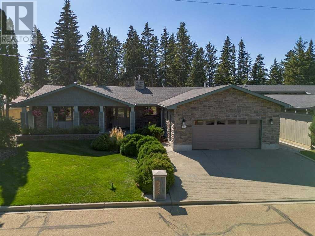 3526 Spruce Drive Image 2