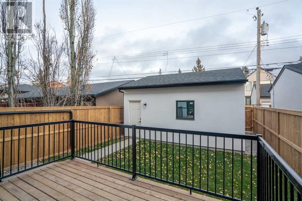 2414 35 Street SW Image 38