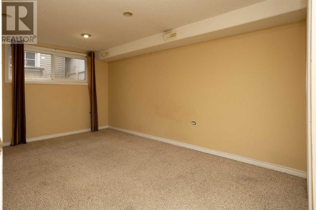 3537 Spruce Drive Image 31