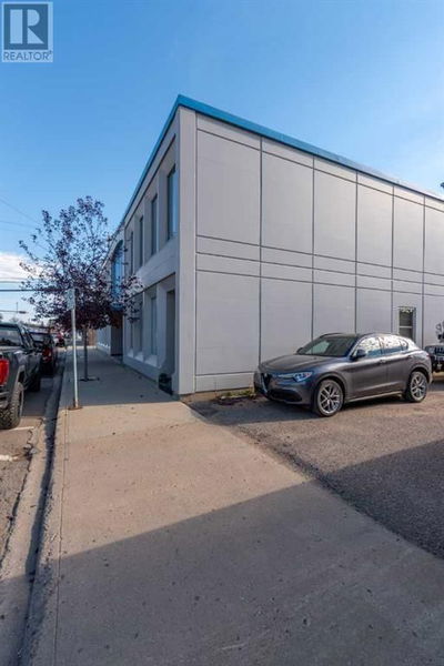 Image #1 of Commercial for Sale at 202 5009 48 Street, Lloydminster, Alberta