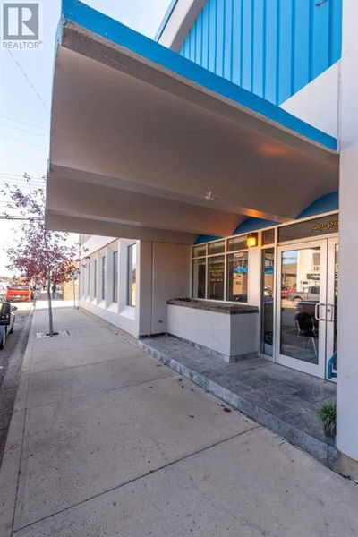 Image #1 of Commercial for Sale at 202 5009 48 Street, Lloydminster, Alberta