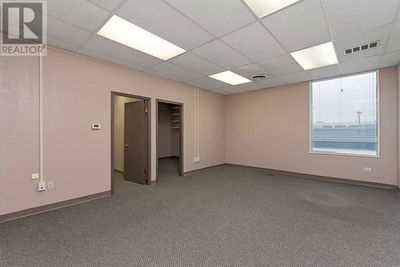 Image #1 of Commercial for Sale at 206 5009 48 Street, Lloydminster, Alberta