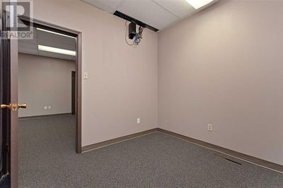 Image #1 of Commercial for Sale at 206 5009 48 Street, Lloydminster, Alberta
