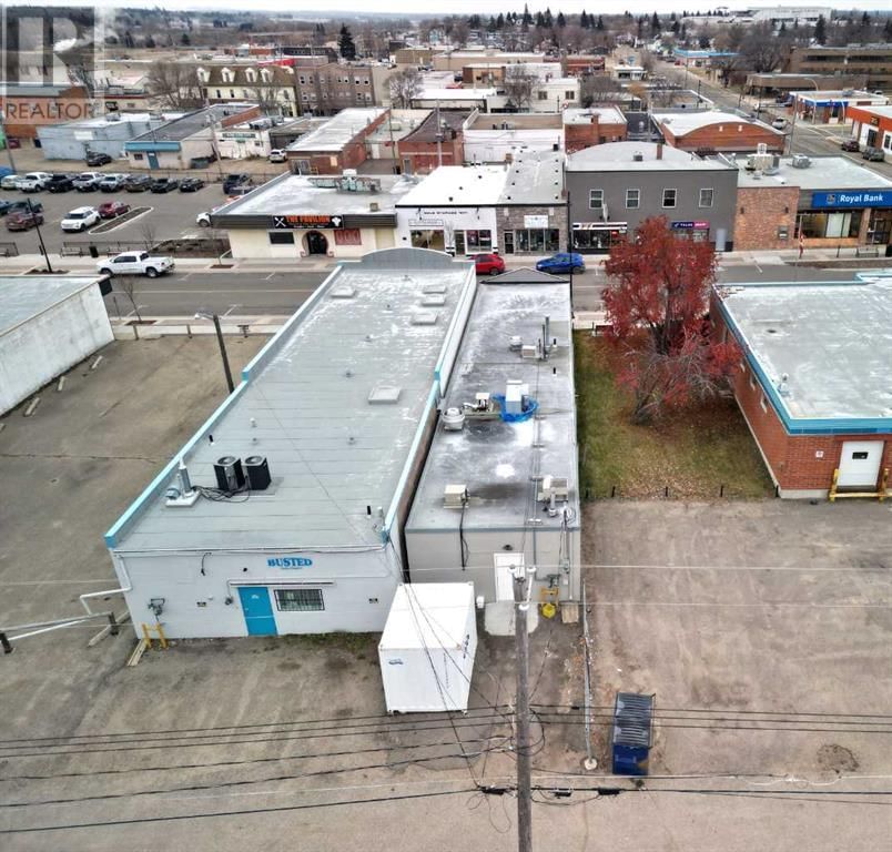 5026 51 AVENUE Image 15
