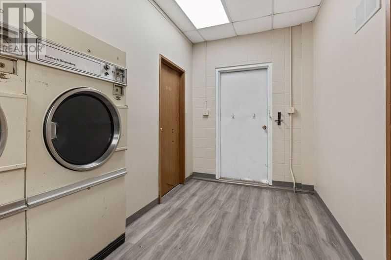 4912 52 AVENUE Image 14