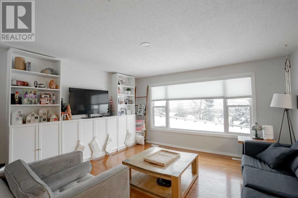 11513 103 STREET Image 7