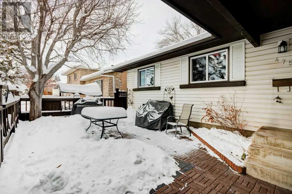 475 Rundlelawn Way NE Image 3