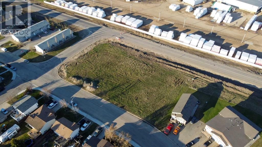 9402 93 STREET Image 11