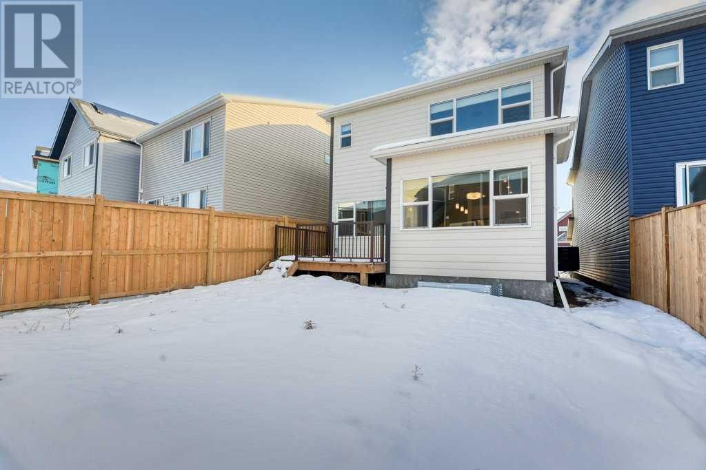 81 Legacy Reach Crescent SE Image 6