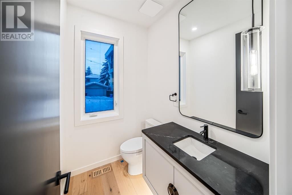 1406 22 AVENUE NORTHWEST Image 12