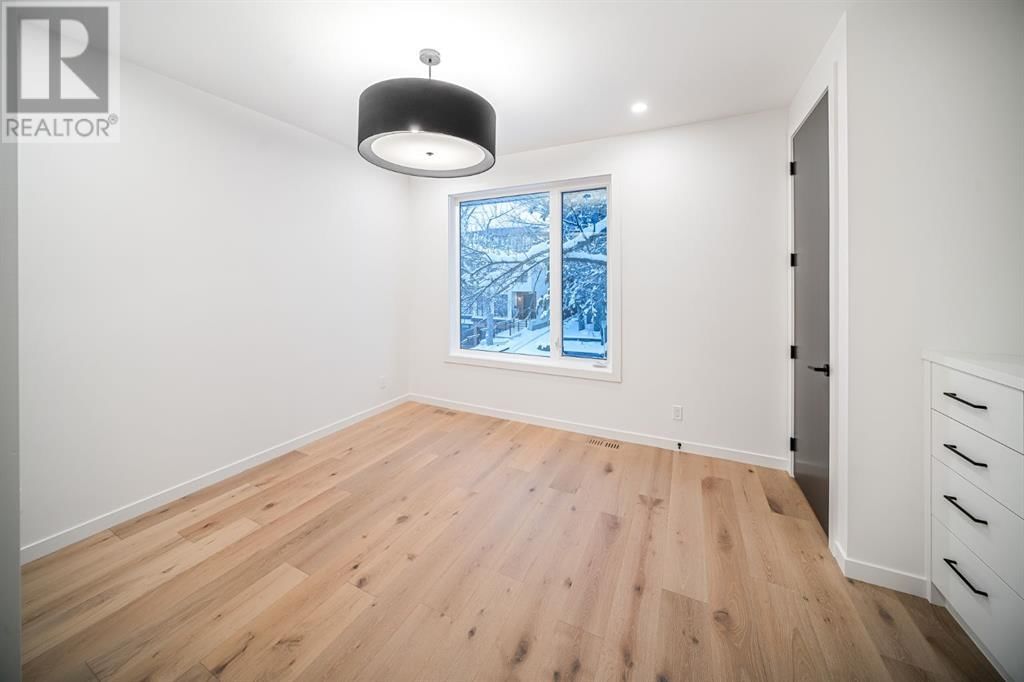 1406 22 AVENUE NORTHWEST Image 18