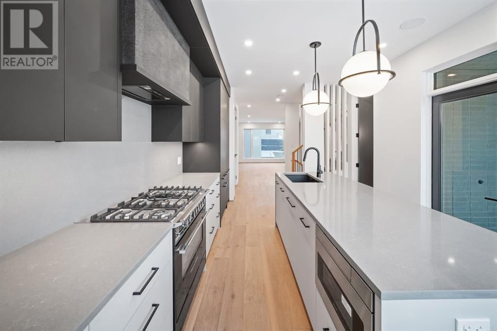 2303 13 STREET NORTHWEST Image 16