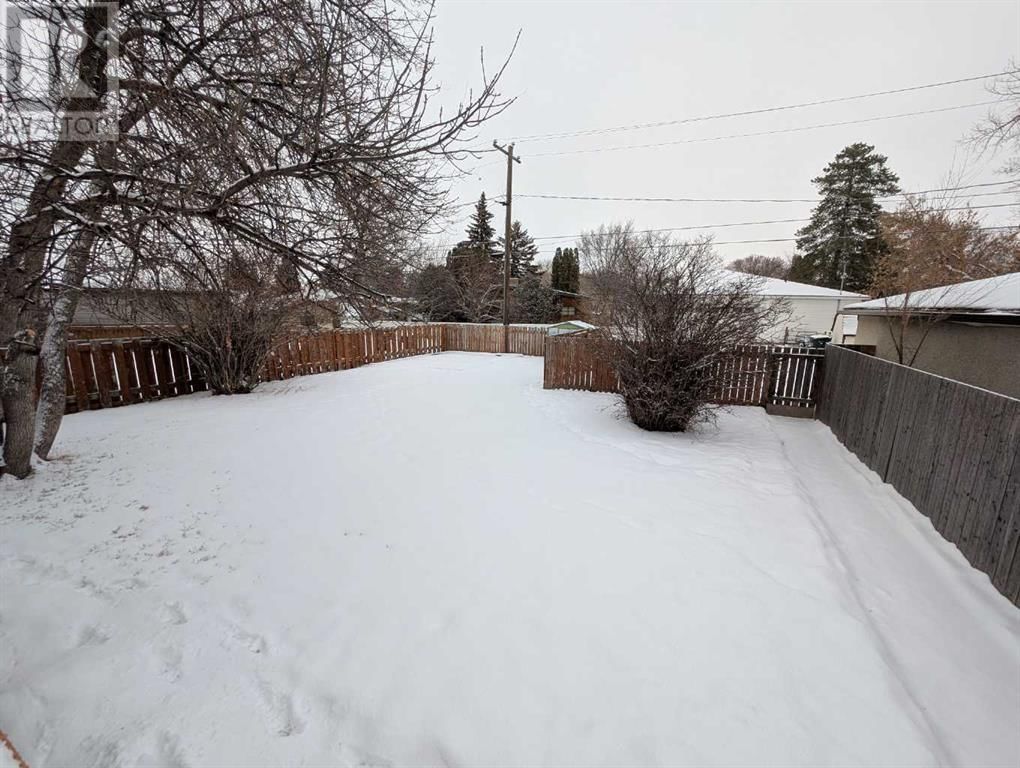 1370 McKenzie Crescent NW Image 35