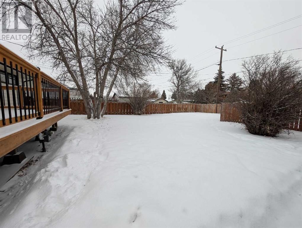 1370 McKenzie Crescent NW Image 36