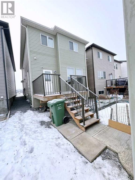 56 Cornerbrook Way NE Image 33