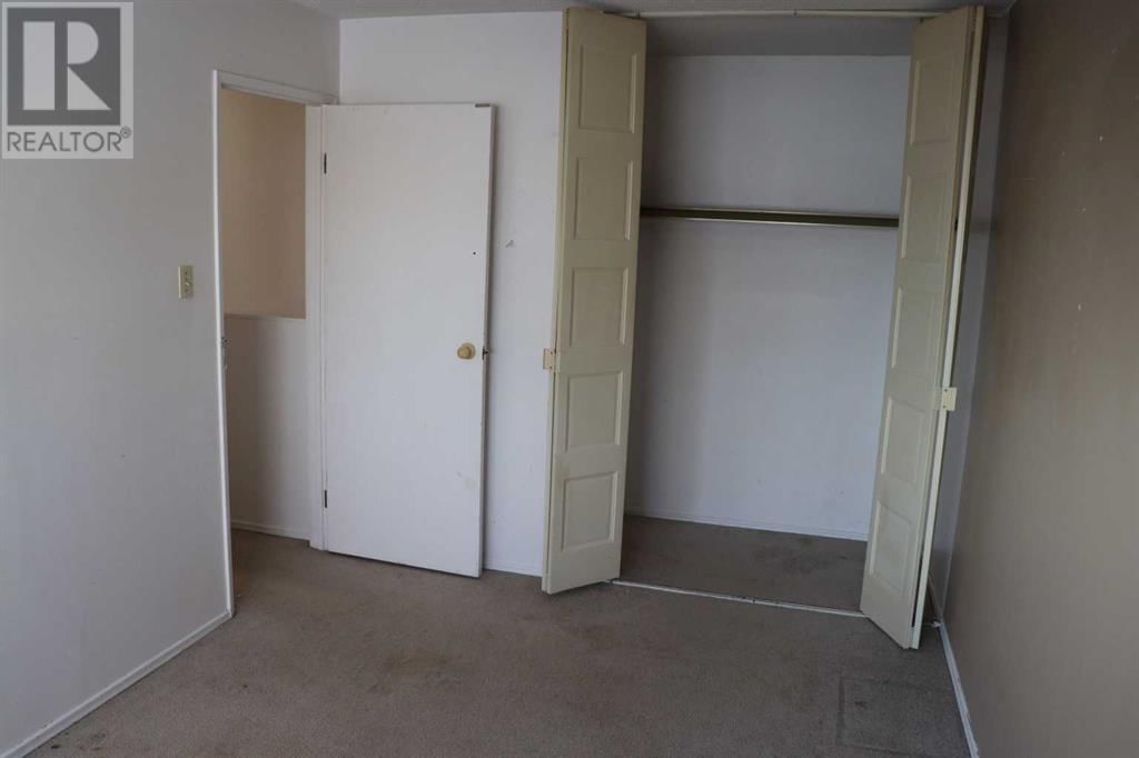 5215 6 AVENUE Image 15