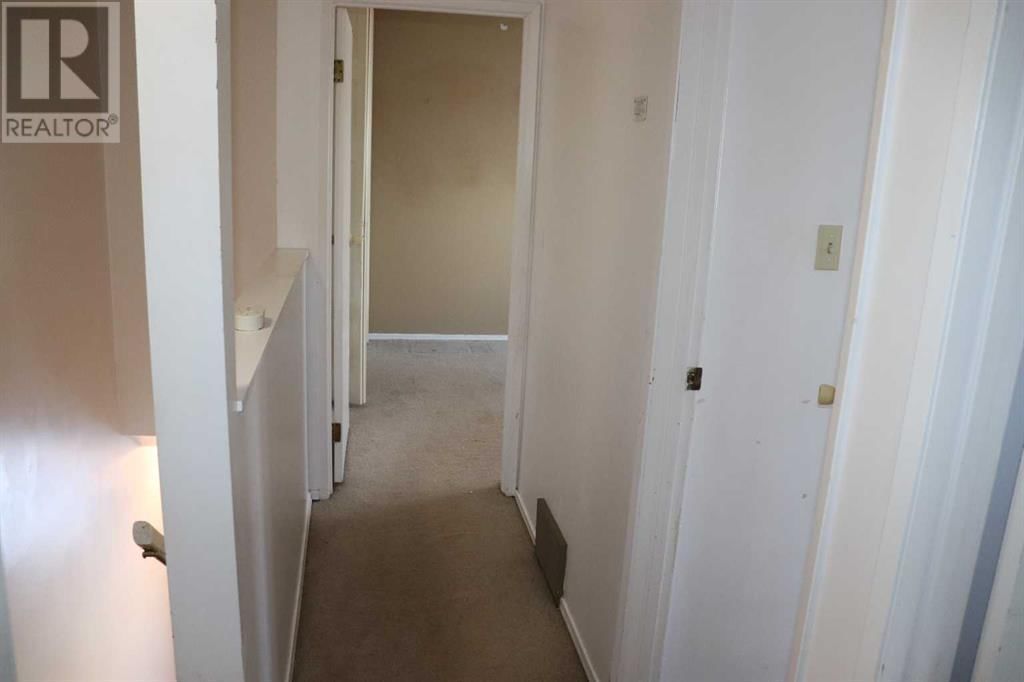 5215 6 AVENUE Image 16