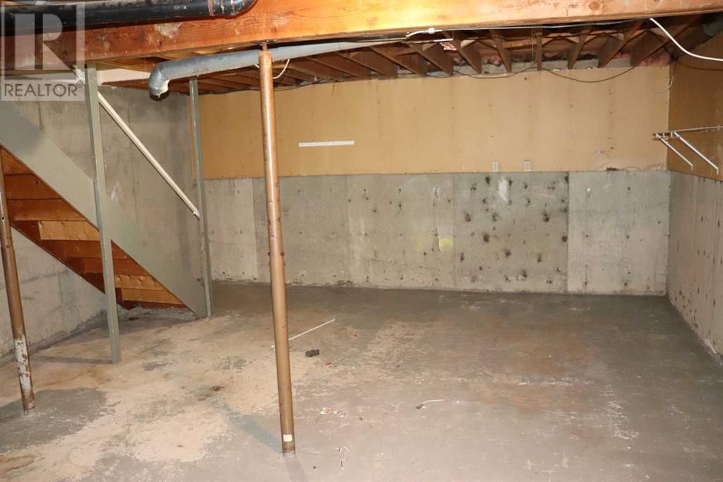 5215 6 AVENUE Image 21
