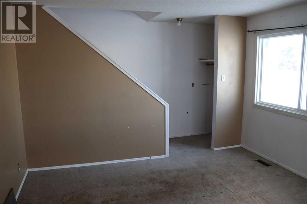 5215 6 AVENUE Image 8