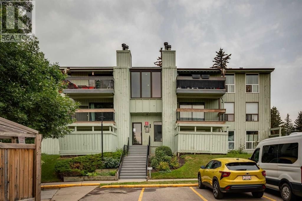 121 10120 Brookpark Boulevard SW Image 1