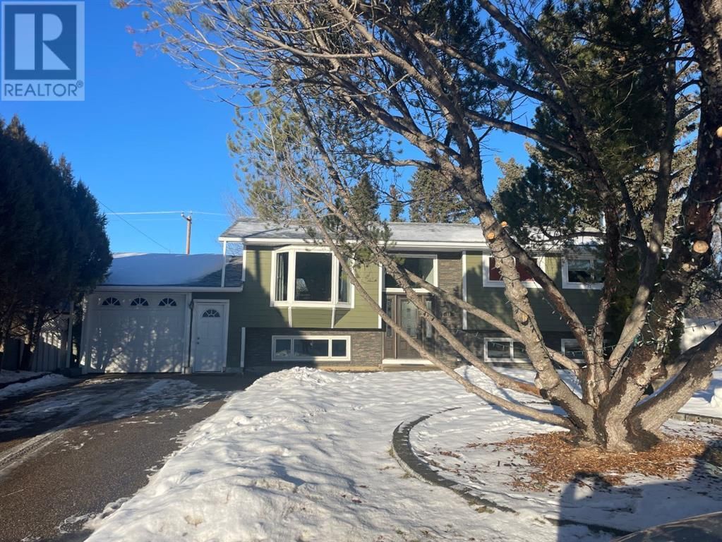 68 Chinook Crescent W Image 1