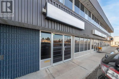 Image #1 of Commercial for Sale at 104 5303 50 Avenue, Lloydminster, Saskatchewan