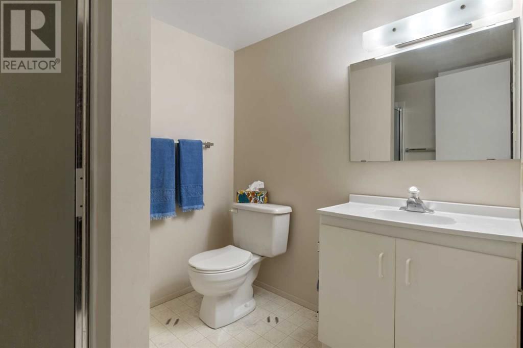 4961 49 STREET Image 18