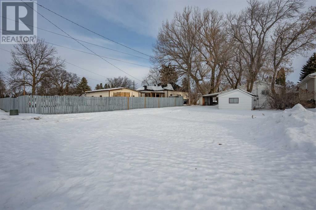 4961 49 STREET Image 27