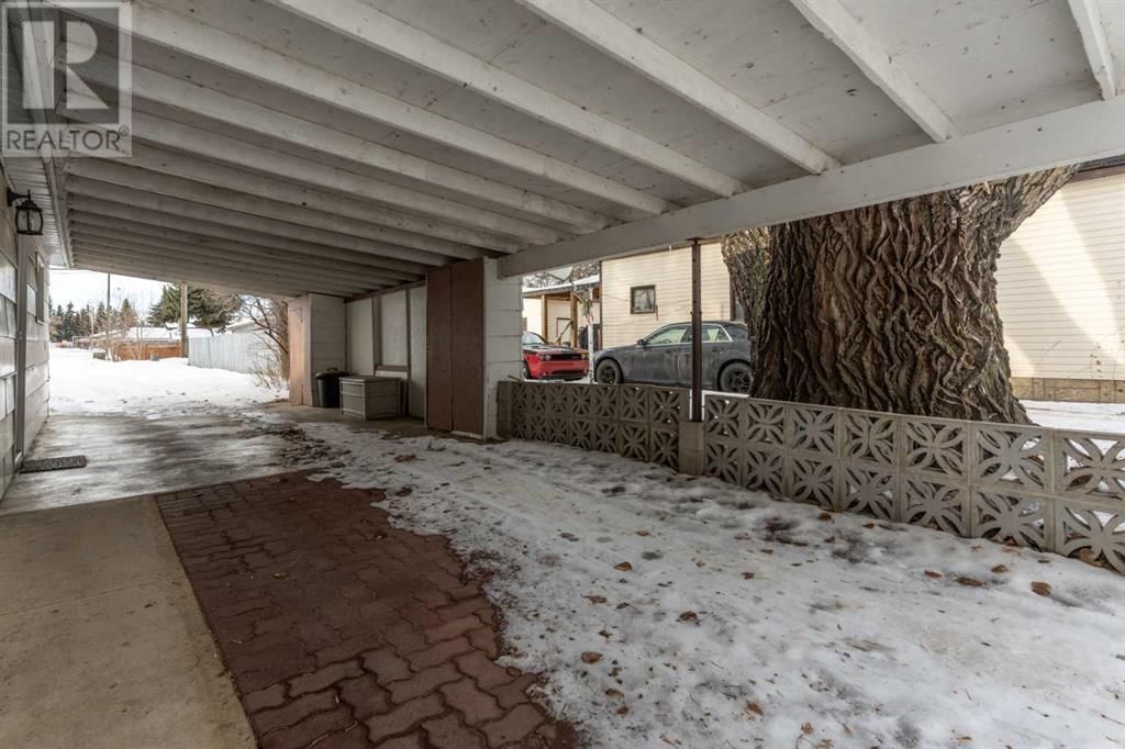 4961 49 STREET Image 30
