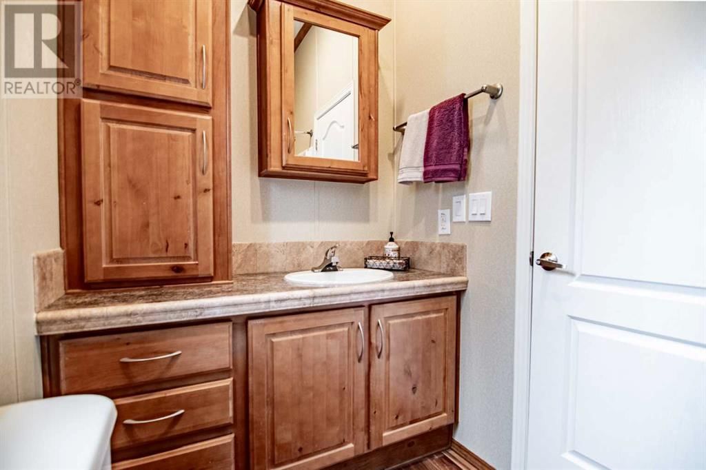 25054 SOUTH PINE LAKE ROAD Image 31