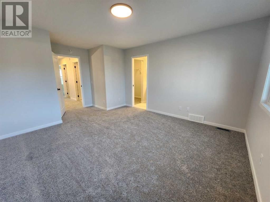 105 LUCAS PLACE NORTHWEST Image 23