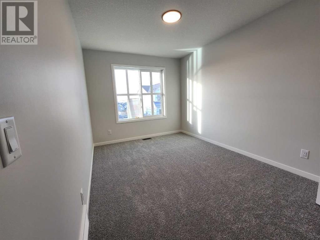 105 LUCAS PLACE NORTHWEST Image 27