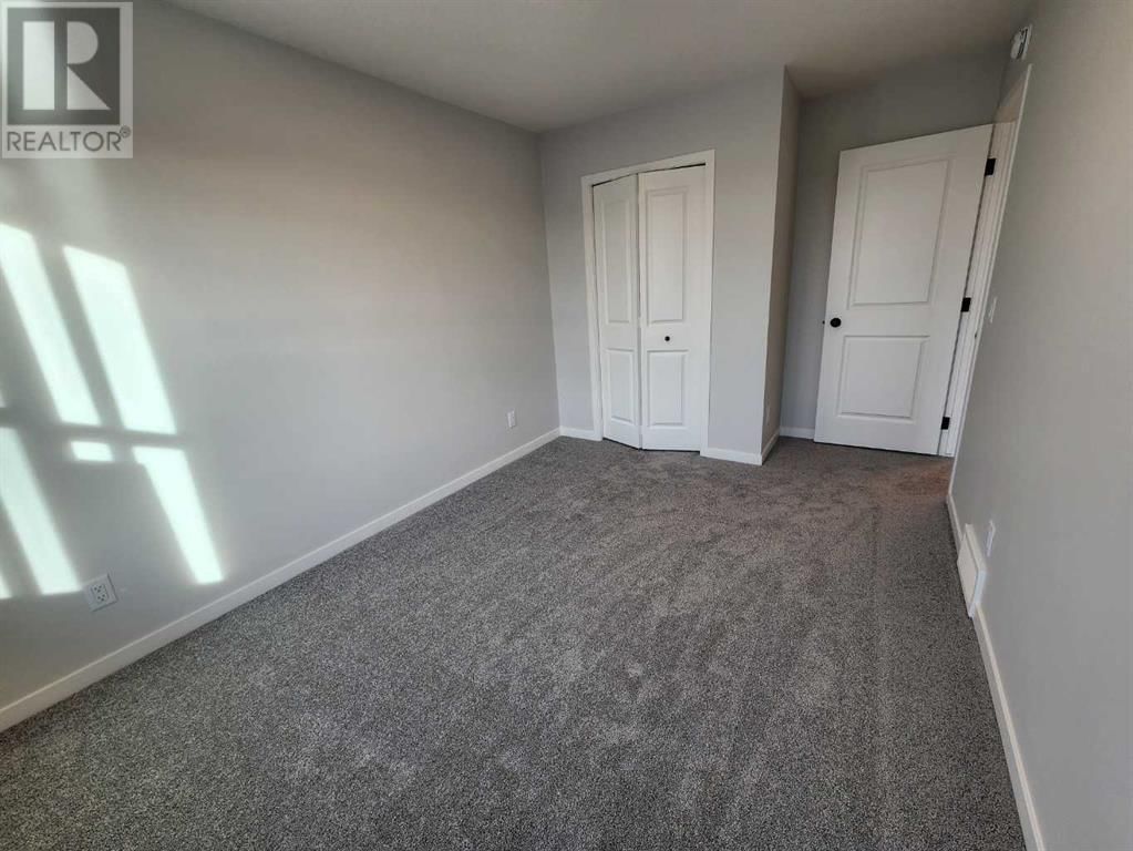 105 LUCAS PLACE NORTHWEST Image 30