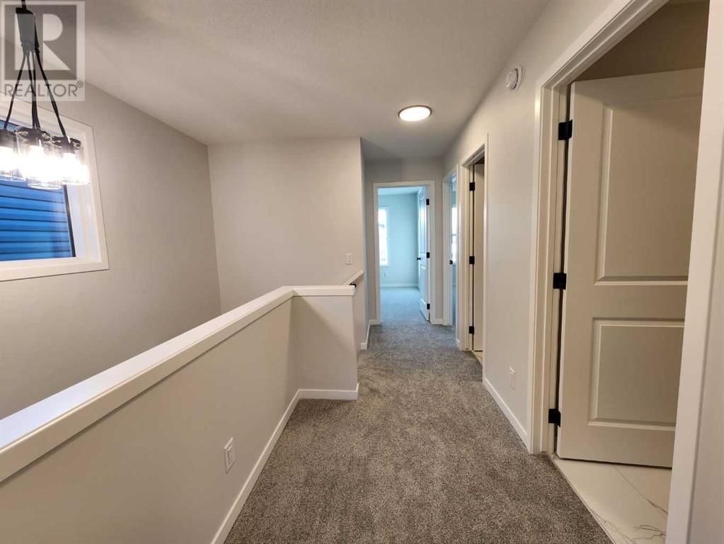 105 LUCAS PLACE NORTHWEST Image 36