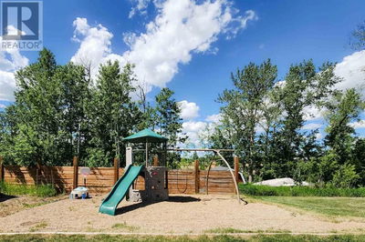 Image #1 of Commercial for Sale at 17 Horse Shoe, White Sands, Alberta