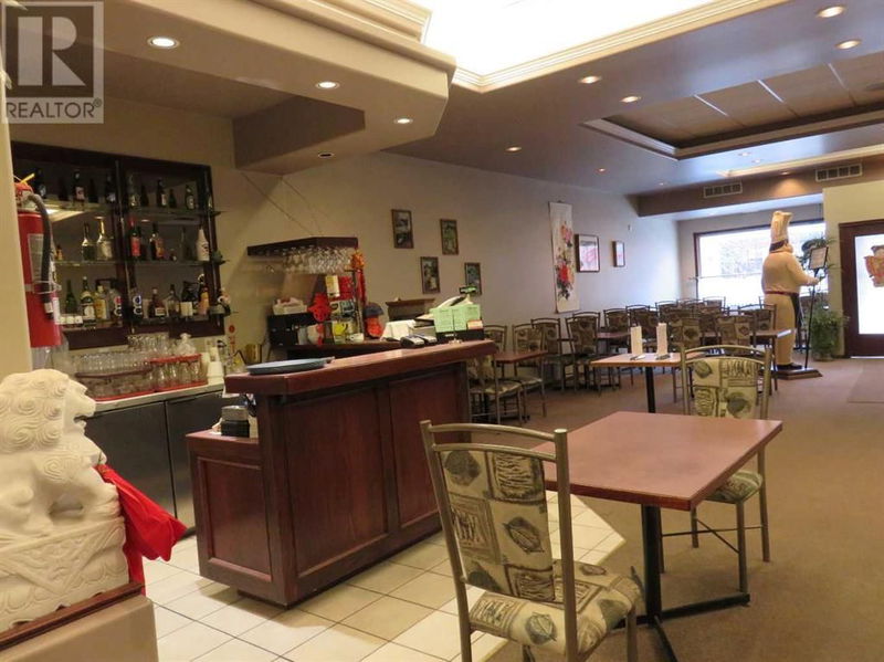 Image #1 of Restaurant for Sale at 639 3 Street Se, Medicine Hat, Alberta