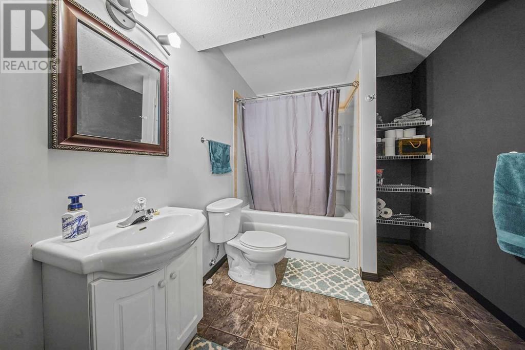 88 HINSHAW DRIVE Image 24
