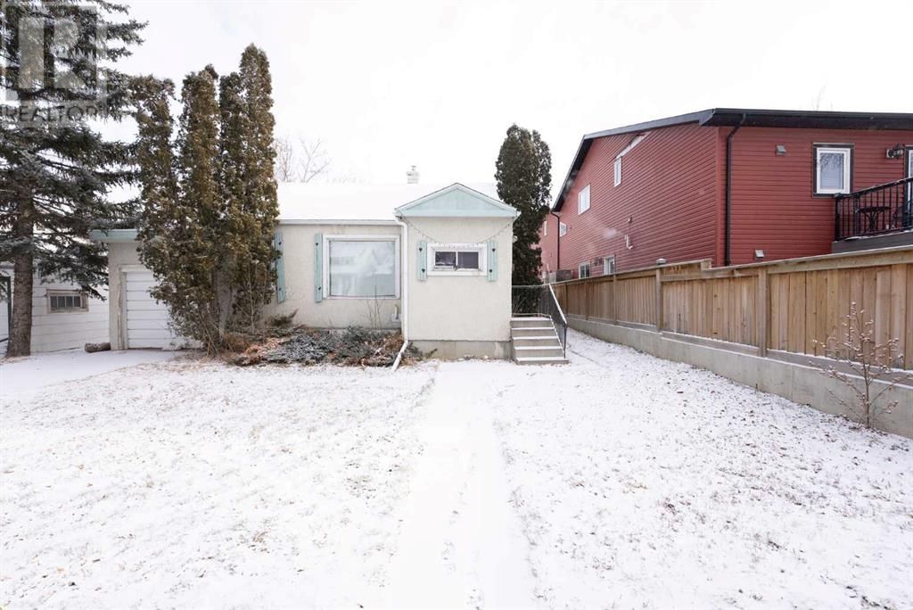 1135 12 Street S Lethbridge, Alberta