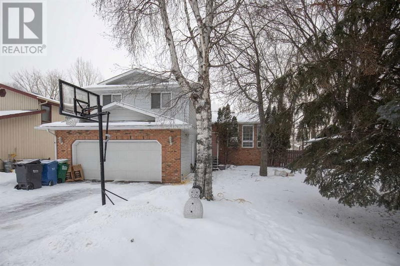 65 Wiltshire Boulevard Red Deer, Alberta