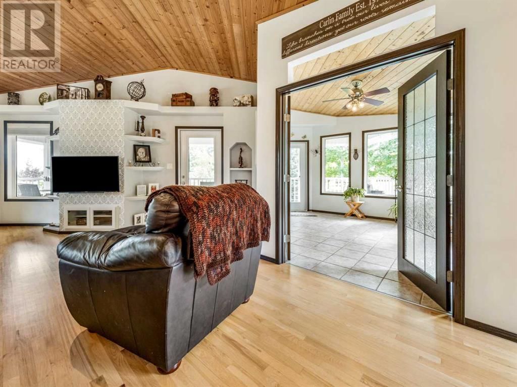 17 HUCKLEBERRY CRESCENT Image 15