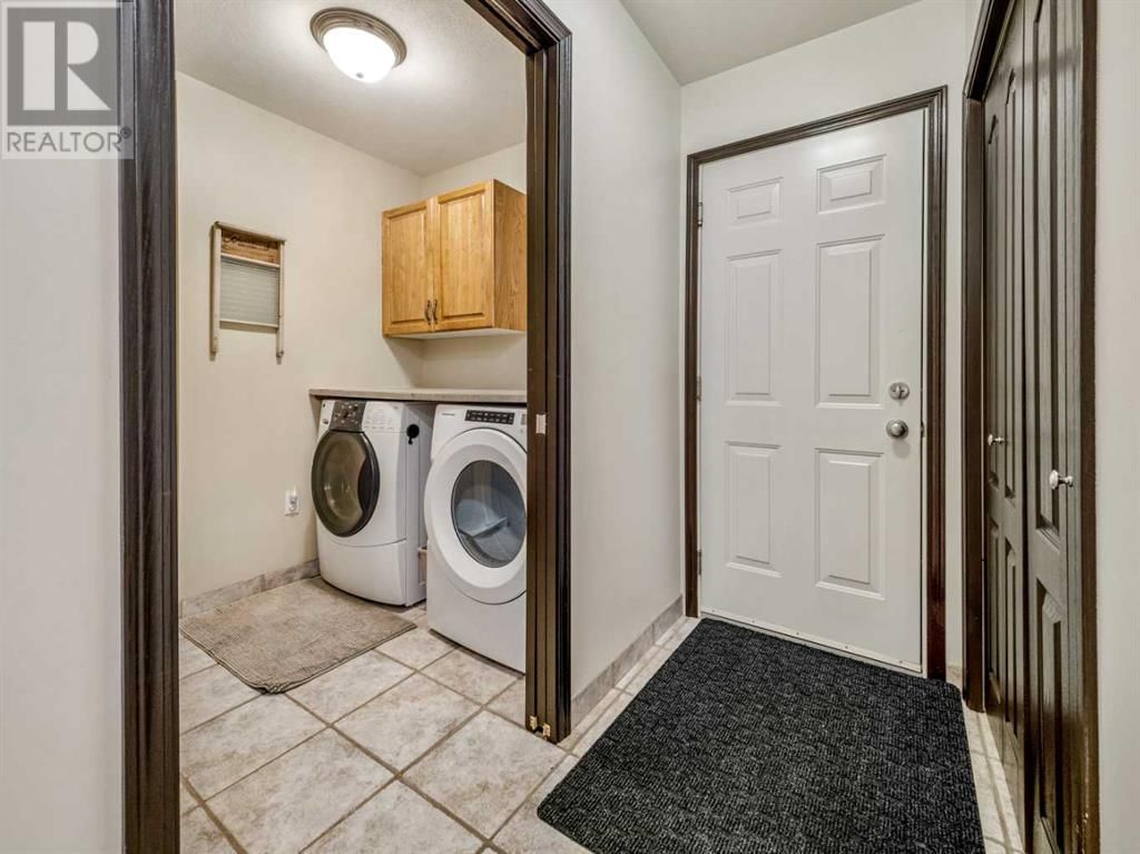 17 HUCKLEBERRY CRESCENT Image 21