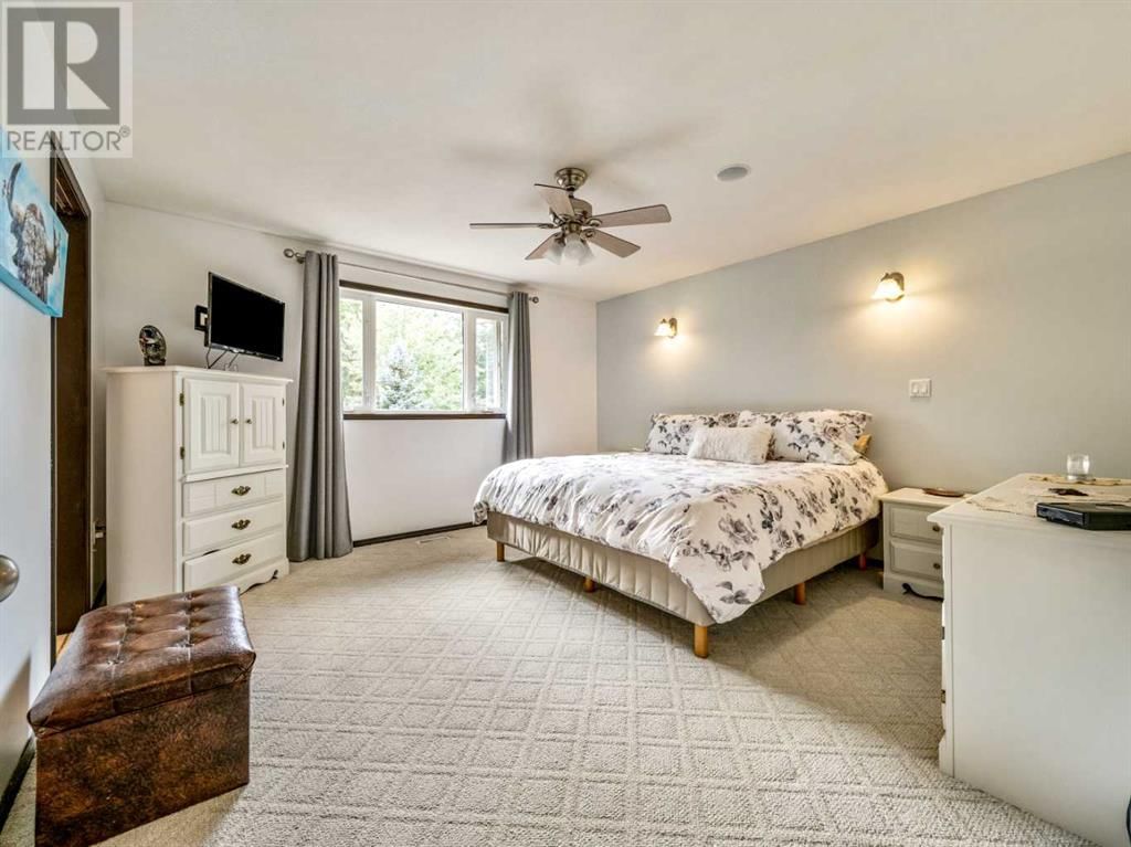 17 HUCKLEBERRY CRESCENT Image 22