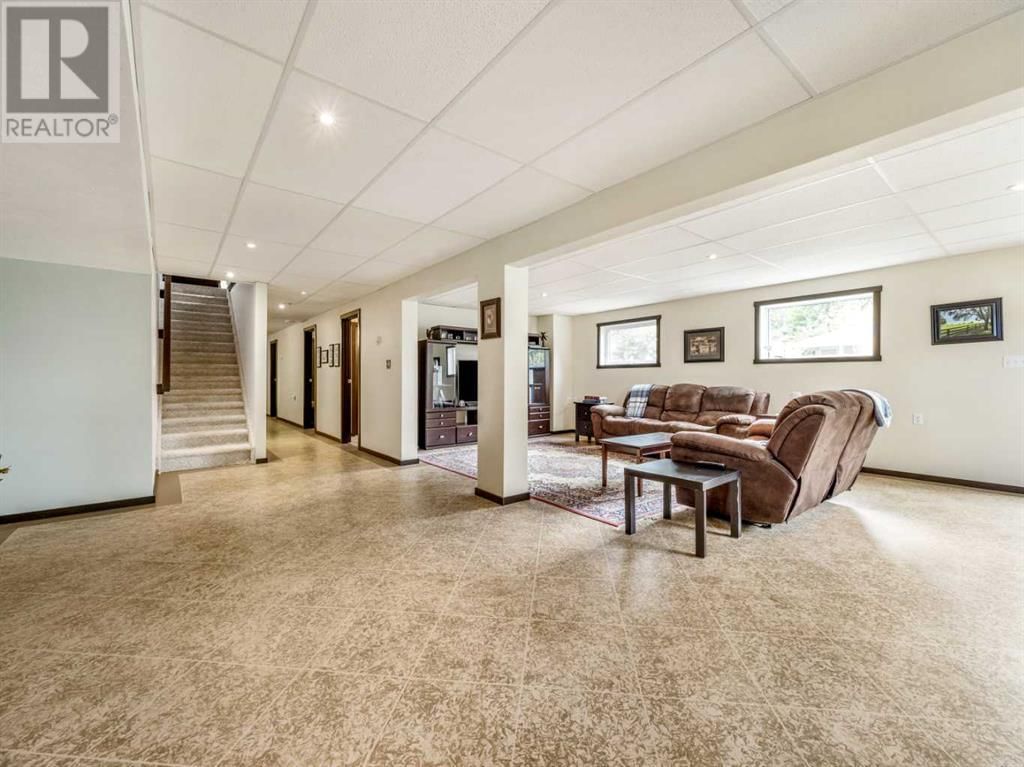 17 HUCKLEBERRY CRESCENT Image 27