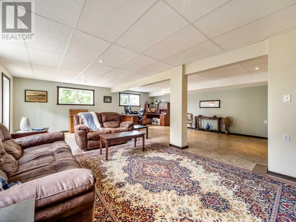 17 HUCKLEBERRY CRESCENT Image 29