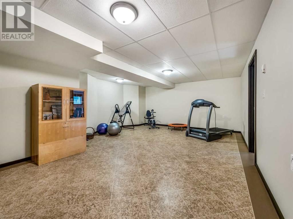 17 HUCKLEBERRY CRESCENT Image 34
